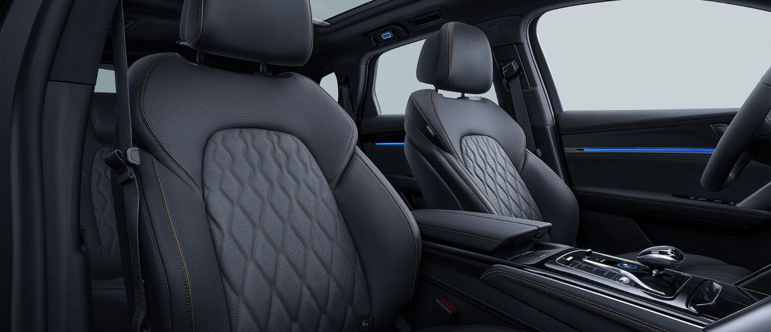 BYD Tang interieur